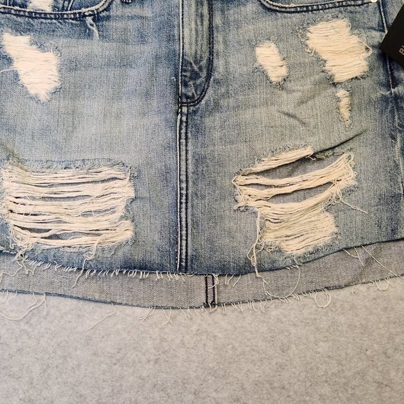 BLACK ORCHID Denim Destroyed Raw Hem Mini Skirt - Size 26 - NEW w/ TAGS - Picture 4 of 8